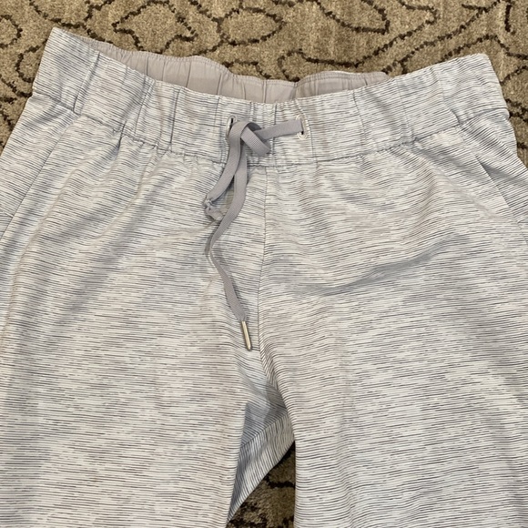 Lululemon Drawstring Pant - Picture 2 of 5